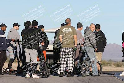 media/Jan-15-2026-Racers Edge (Thu) [[dfebeb70ab]]/1-Around the Pits-Track Walk/